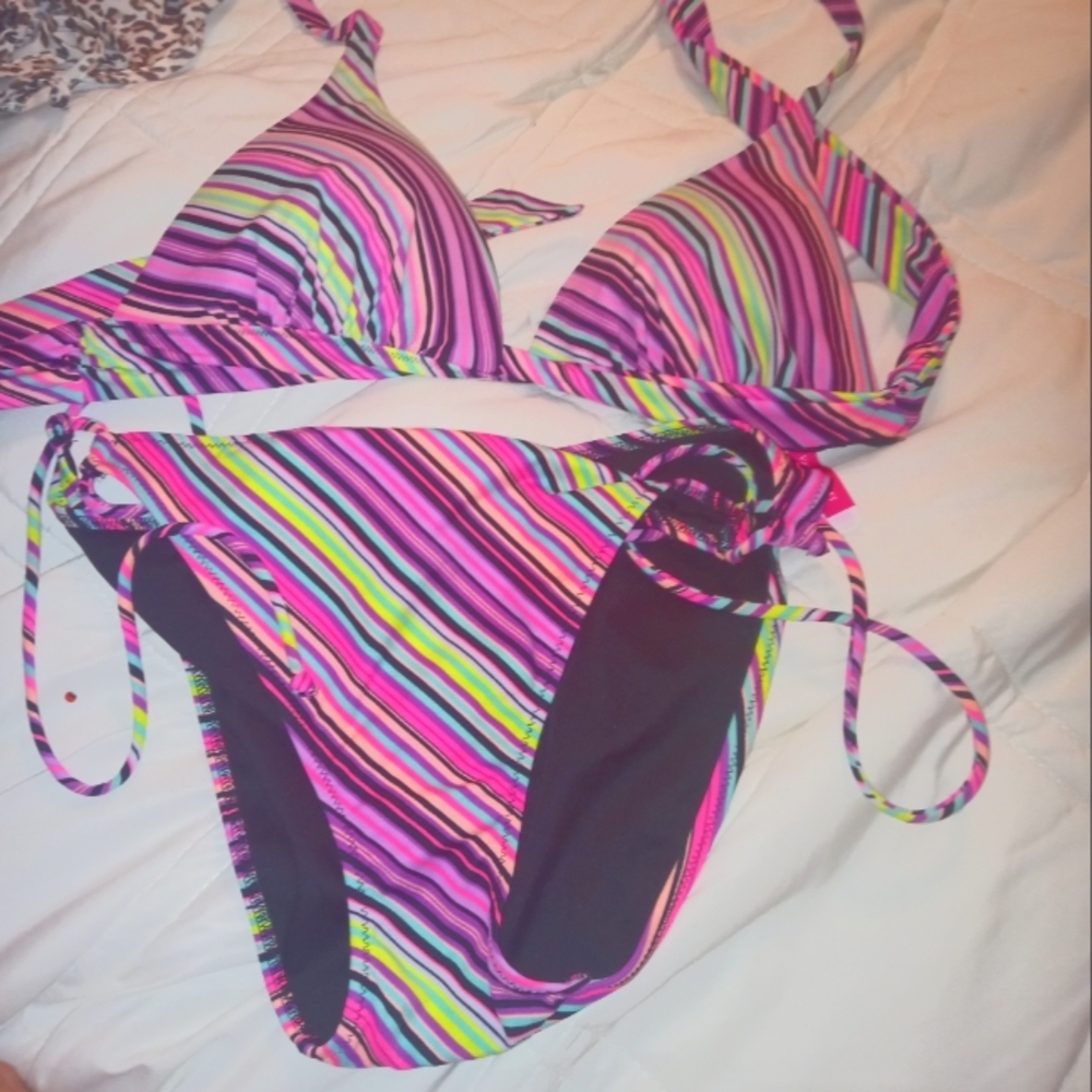 Bathing suit